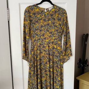 Beautiful L. Madeline dress for fall. Size small.